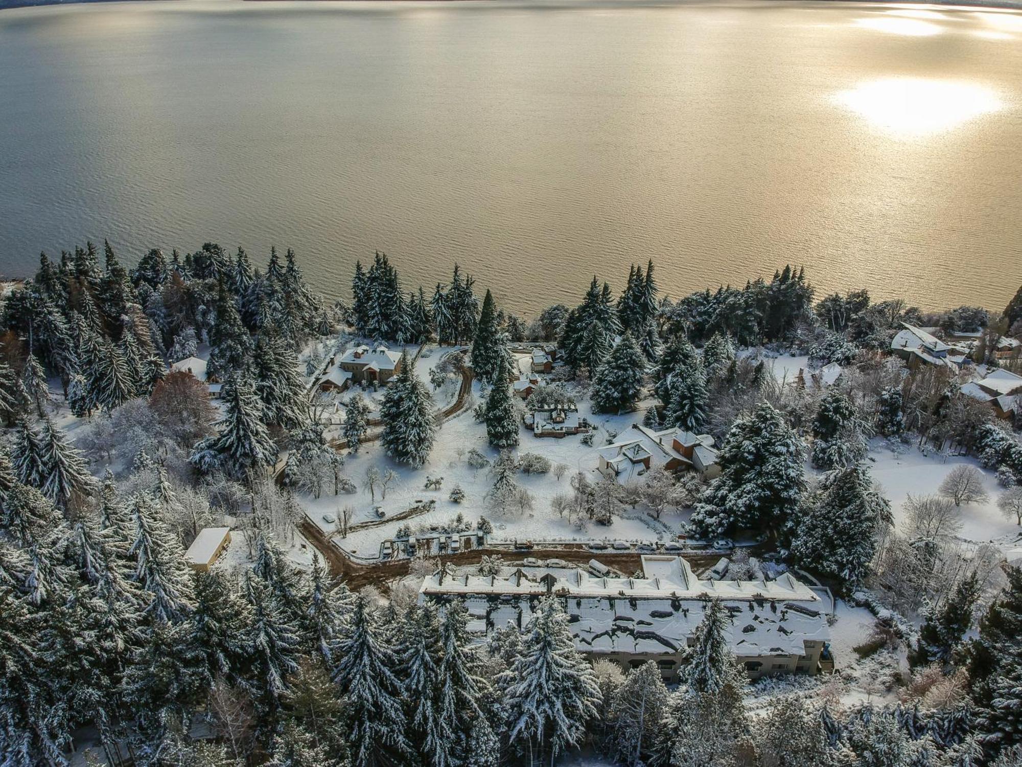Huinid Bustillo Cabanas San Carlos de Bariloche Bagian luar foto